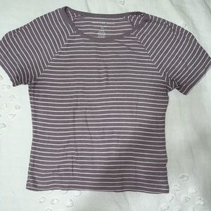American Eagle cropped t-shirt